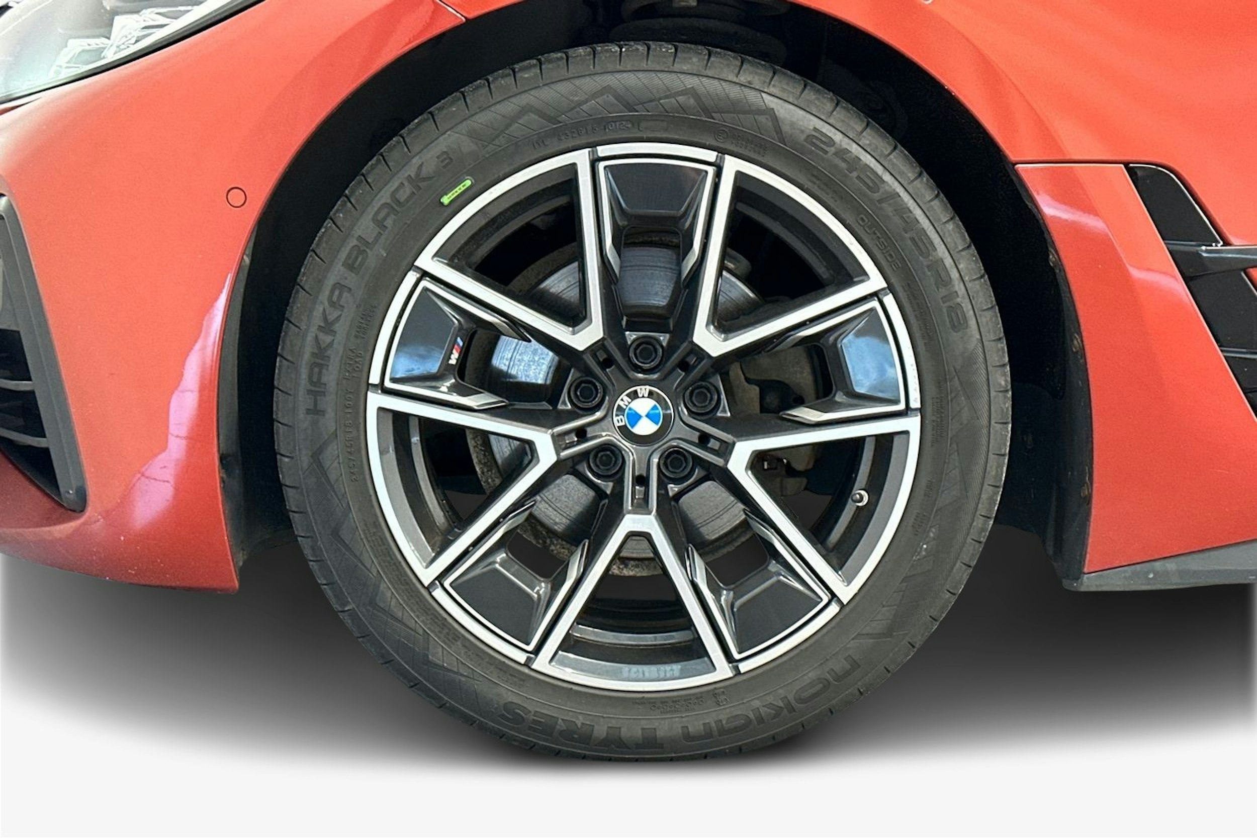 oranssi BMW 420 2023 kuva 11.