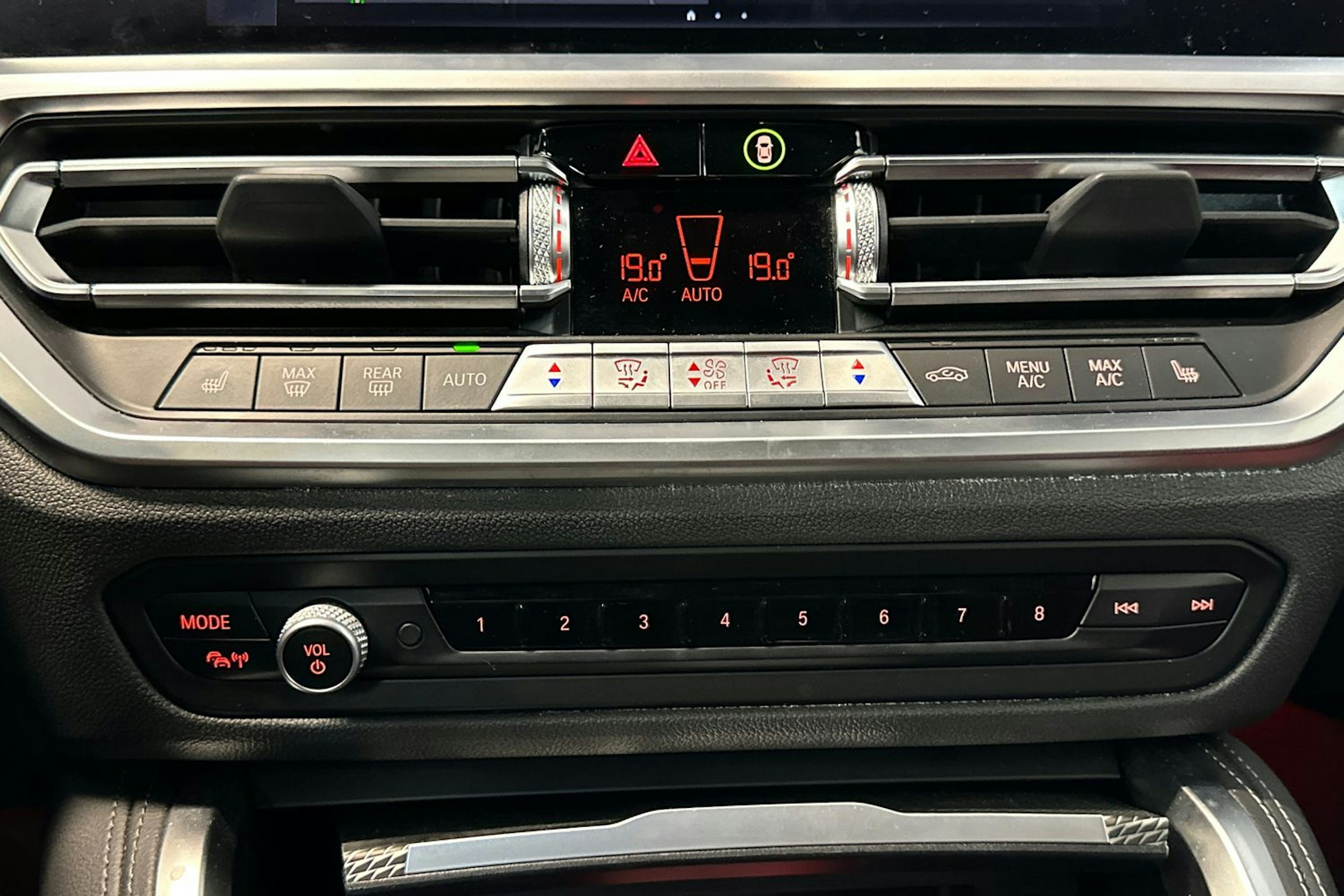 oranssi BMW 420 2023 kuva 21.