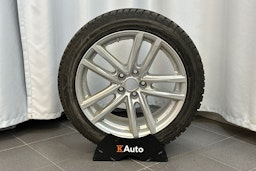 oranssi BMW 420 2023 kuva 32.