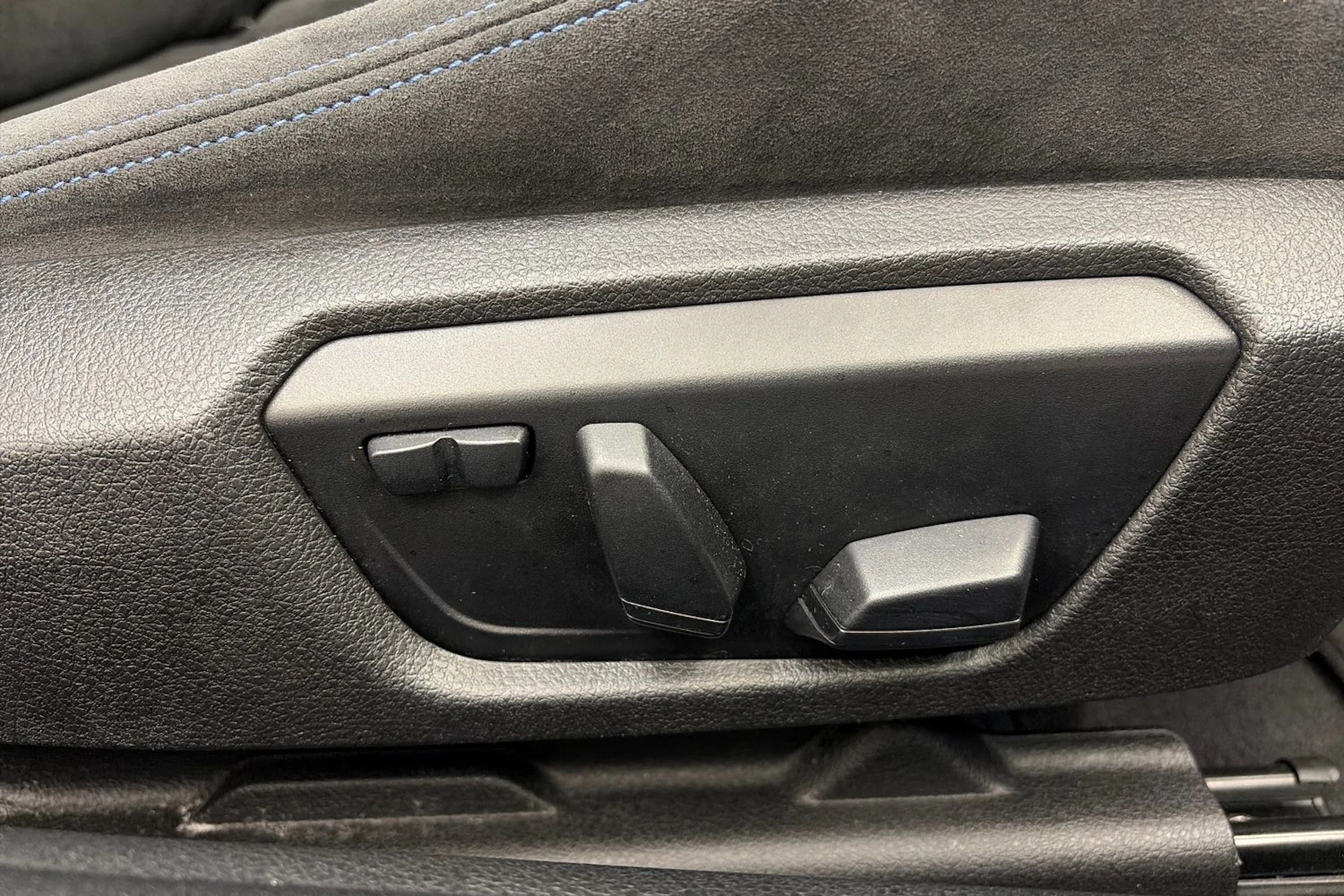 Sininen BMW 430 2014 kuva 18.