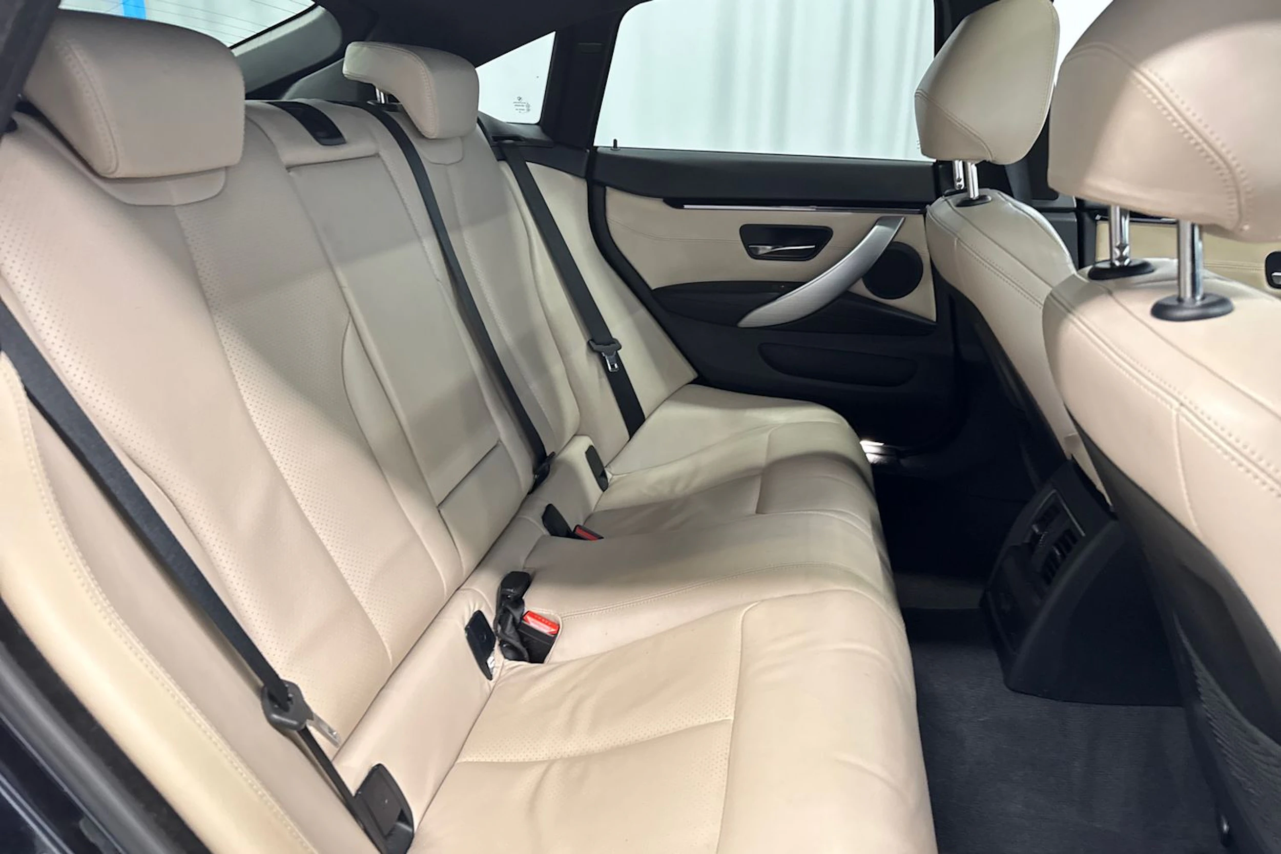 musta BMW 430 2016 kuva 13.