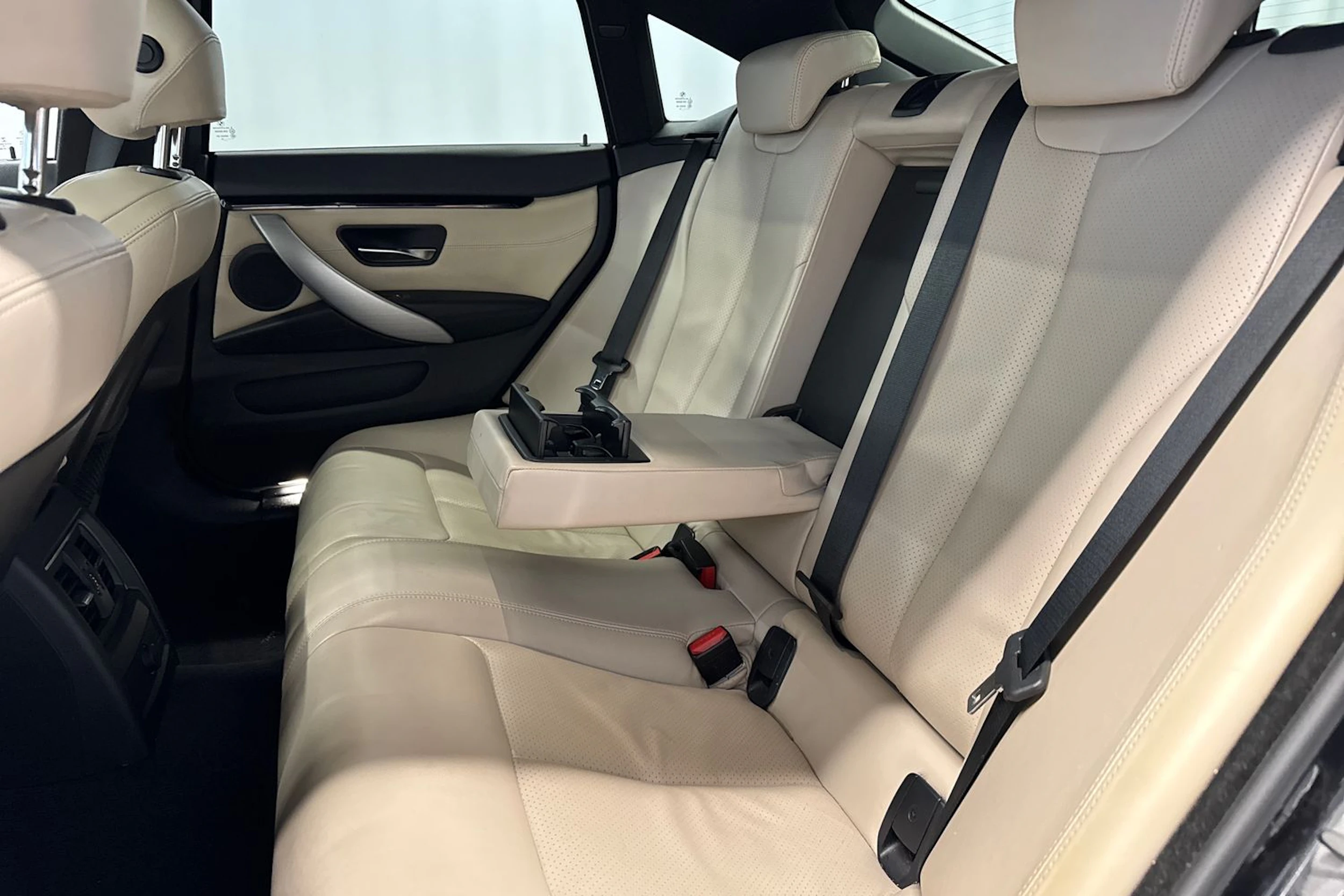 musta BMW 430 2016 kuva 17.