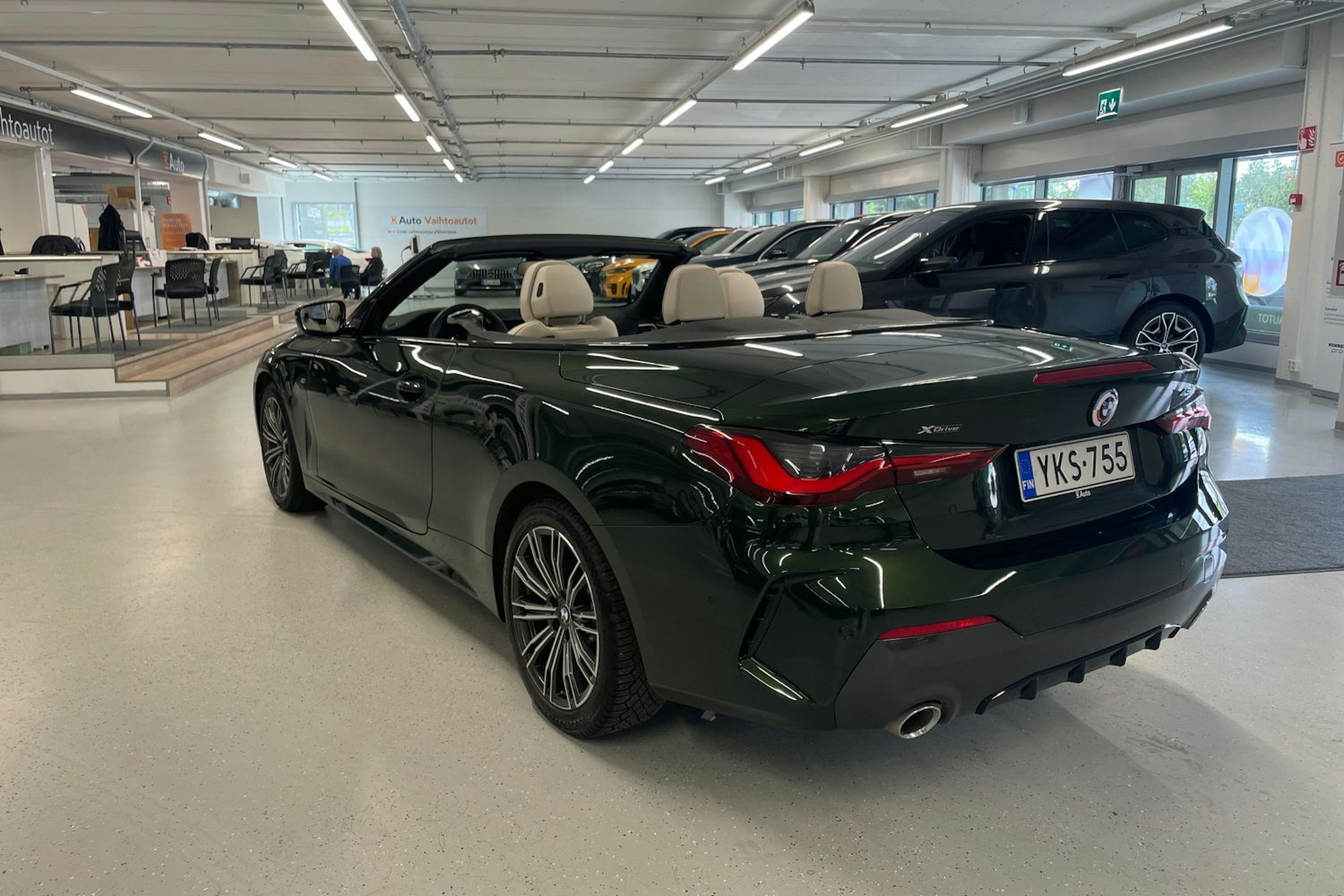 vihreä BMW 430 2022 kuva 20.