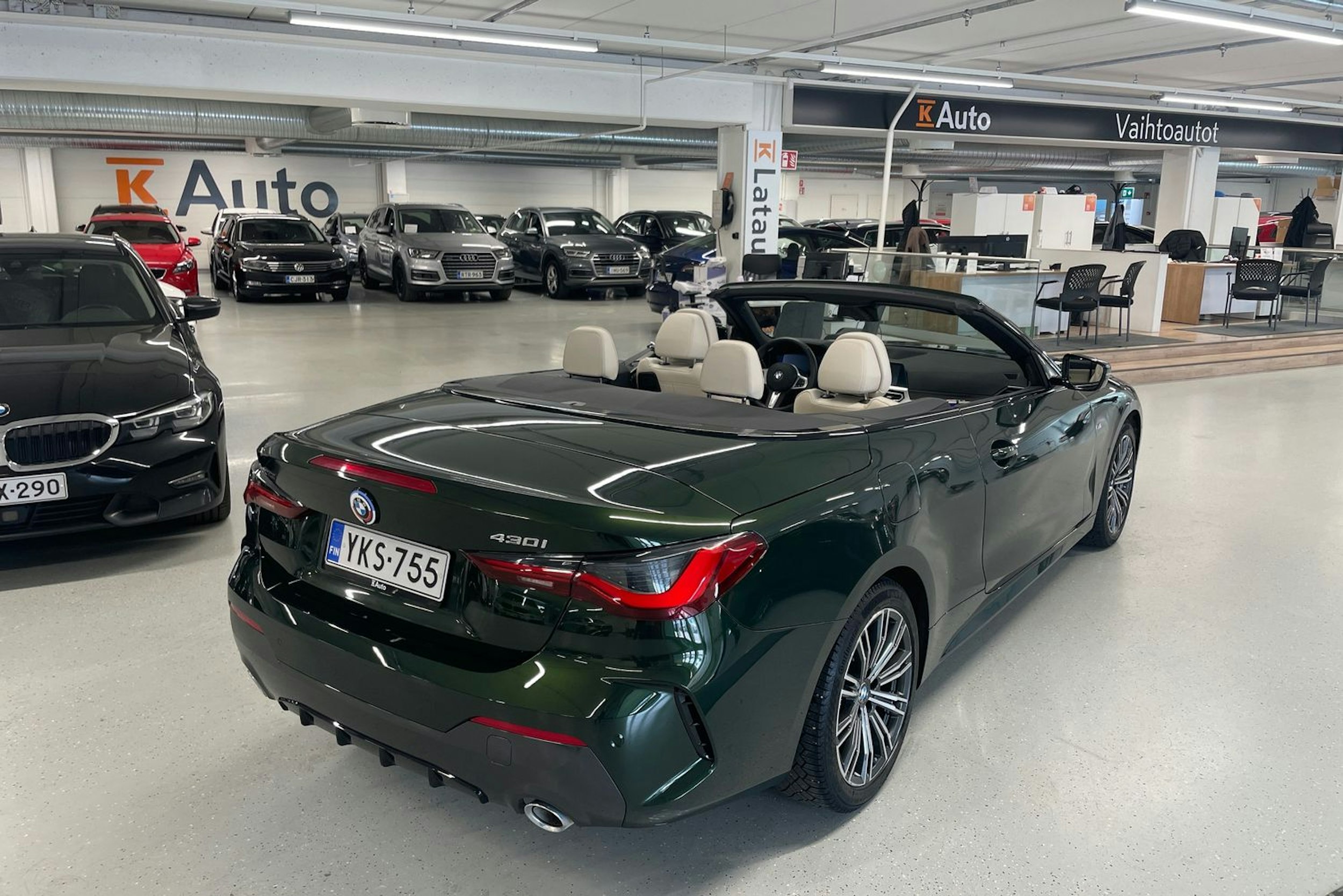 vihreä BMW 430 2022 kuva 21.