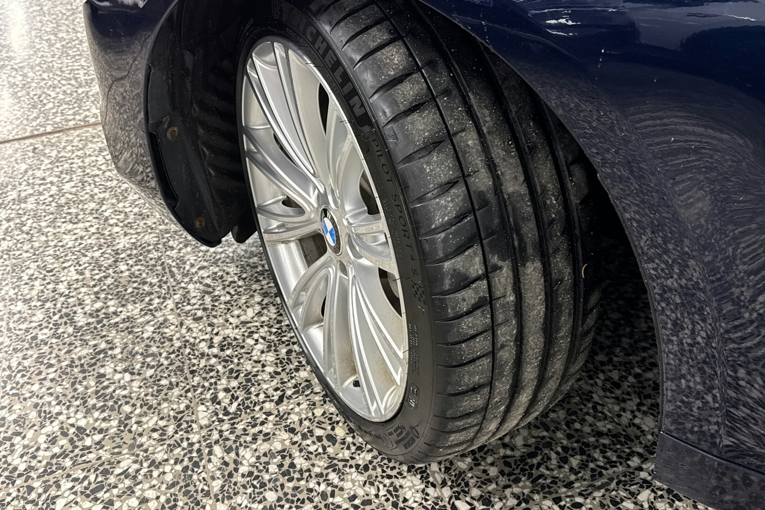 sininen BMW 435 2014 kuva 13.