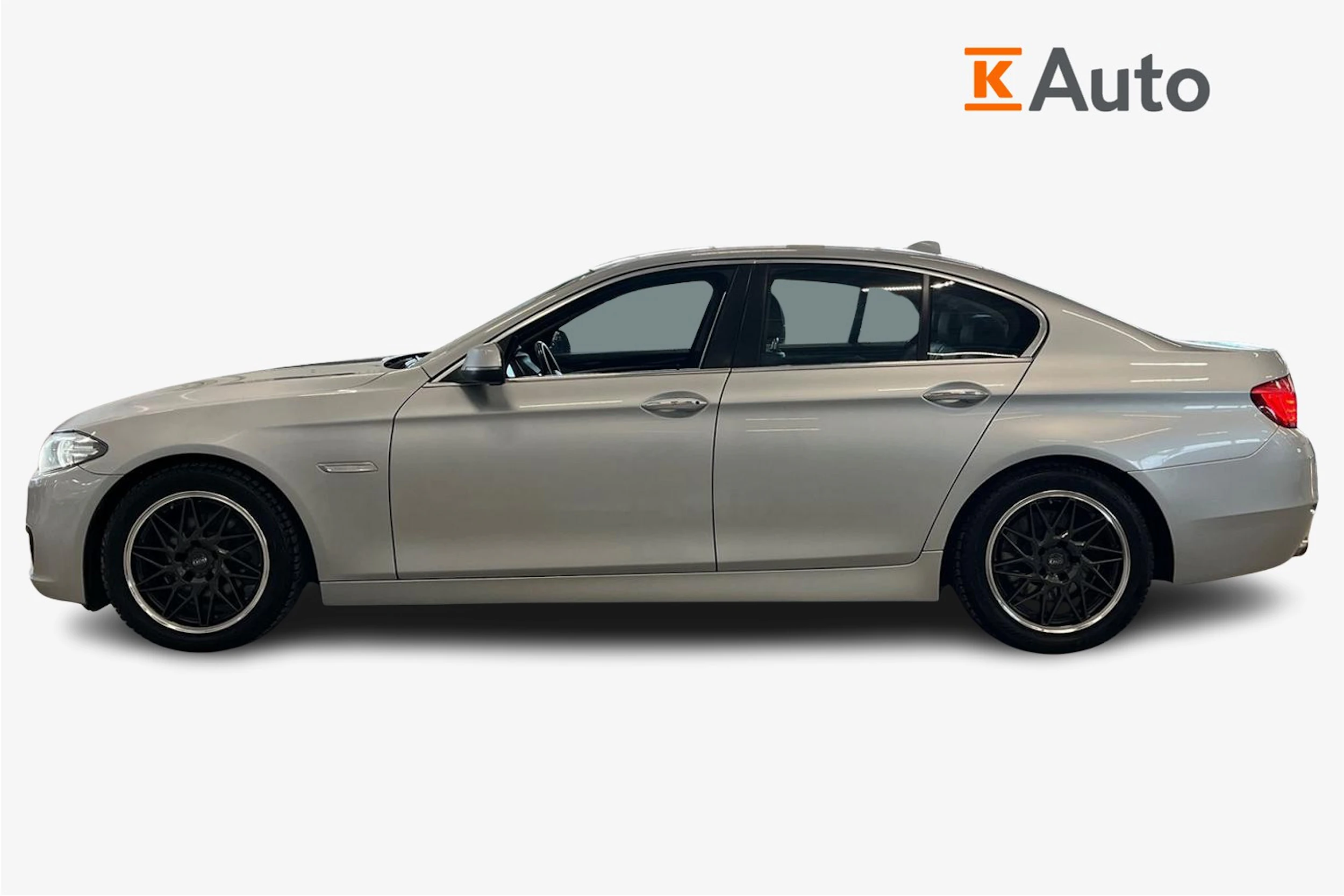 hopea BMW 518 2016 kuva 5.