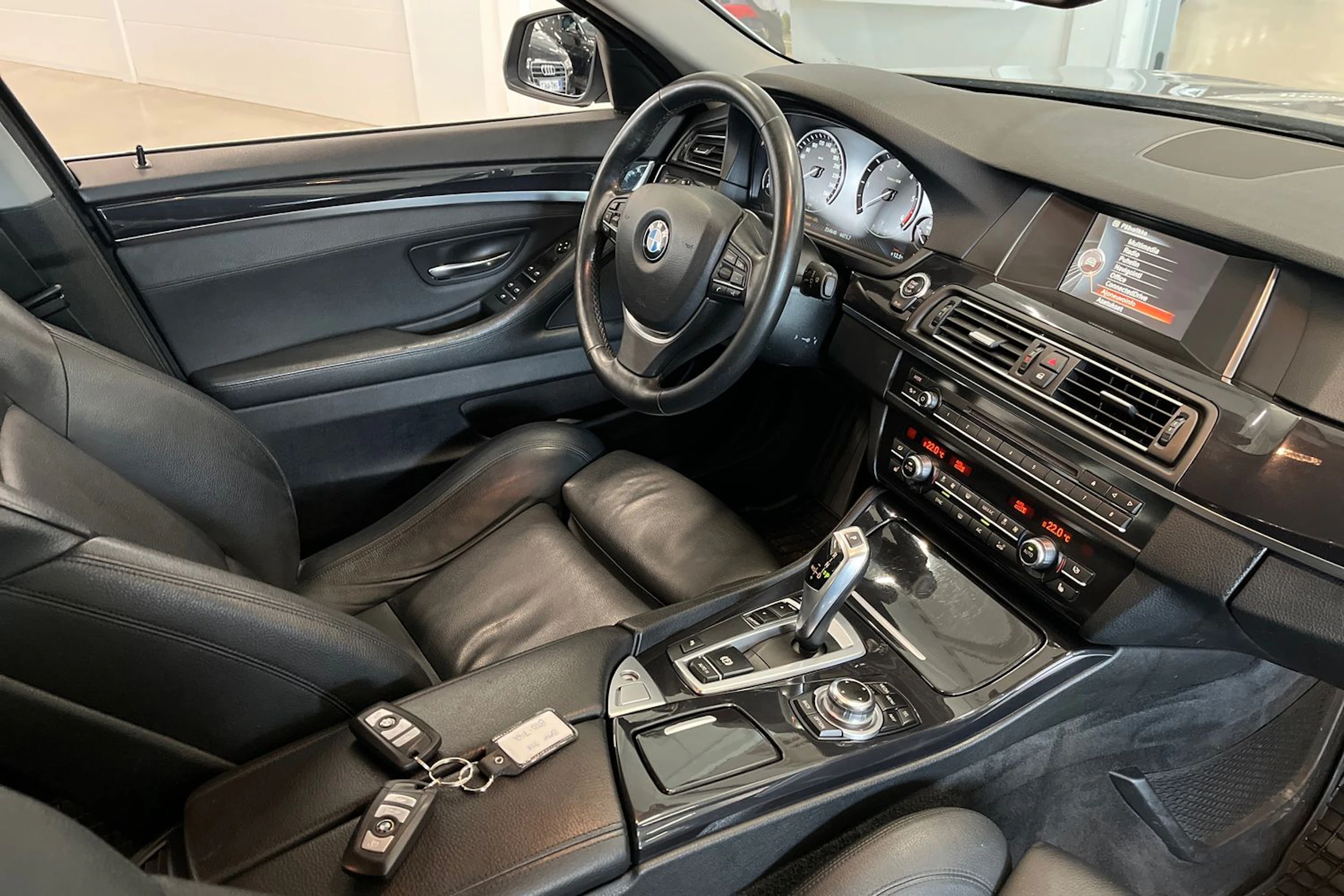hopea BMW 518 2016 kuva 13.