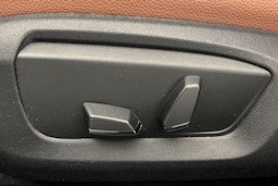 valkoinen BMW 518 2016 kuva 15.