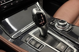 valkoinen BMW 518 2016 kuva 21.