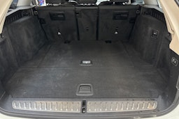 valkoinen BMW 518 2019 kuva 11.