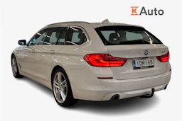 valkoinen BMW 518 2019 kuva 2.