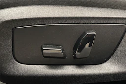 musta BMW 518 2019 kuva 12.