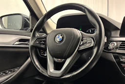 musta BMW 518 2019 kuva 13.