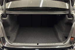 musta BMW 518 2019 kuva 24.