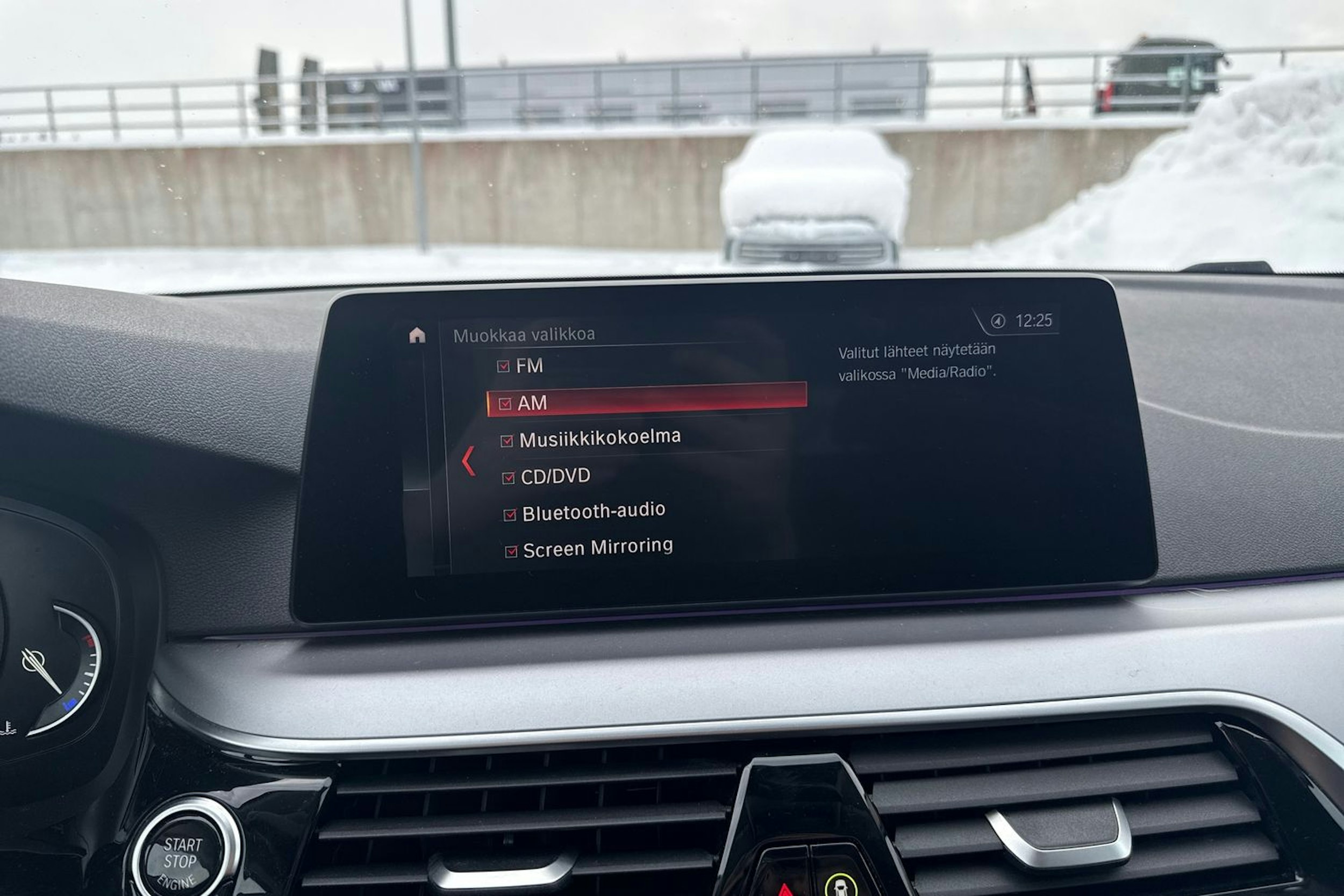 musta BMW 518 2019 kuva 19.