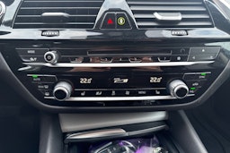 musta BMW 518 2019 kuva 23.