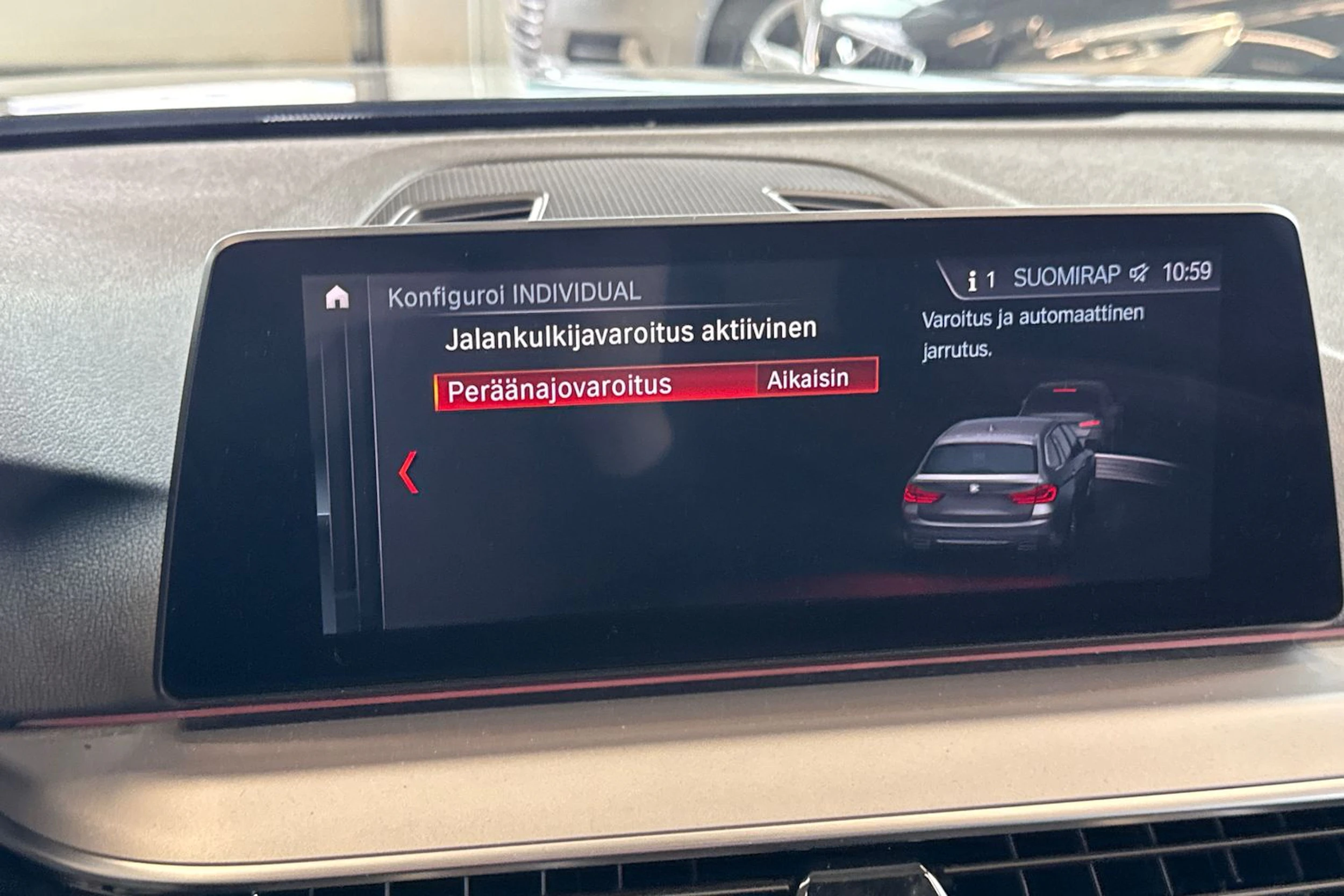 musta BMW 518 2019 kuva 31.