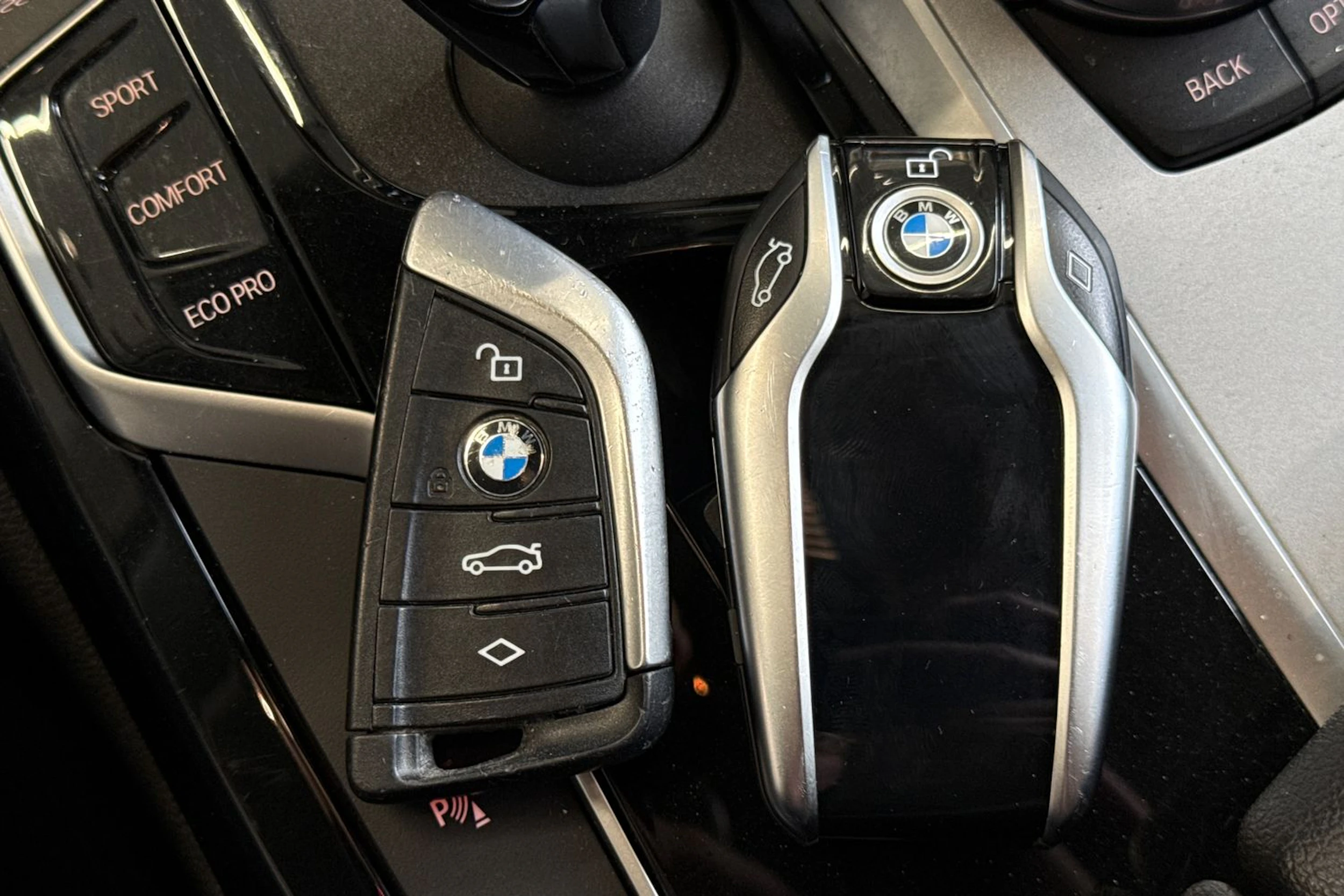 musta BMW 518 2019 kuva 35.