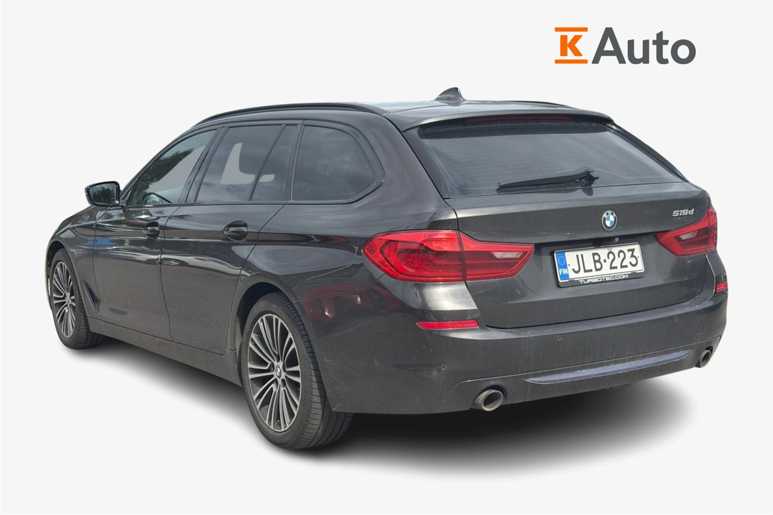 ruskea (beige) BMW 518 2020 kuva 2.