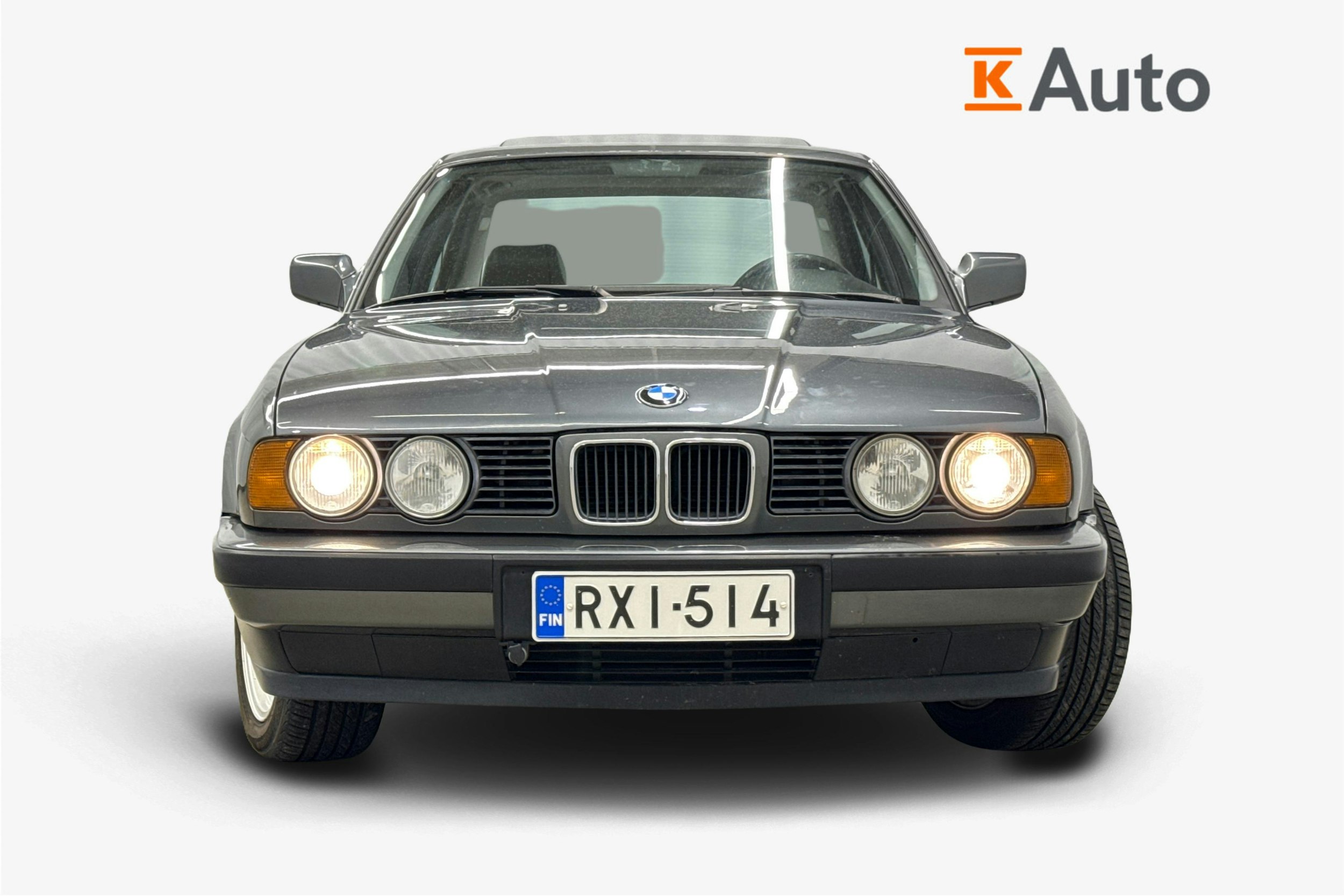 harmaa BMW 520 1988 kuva 5.
