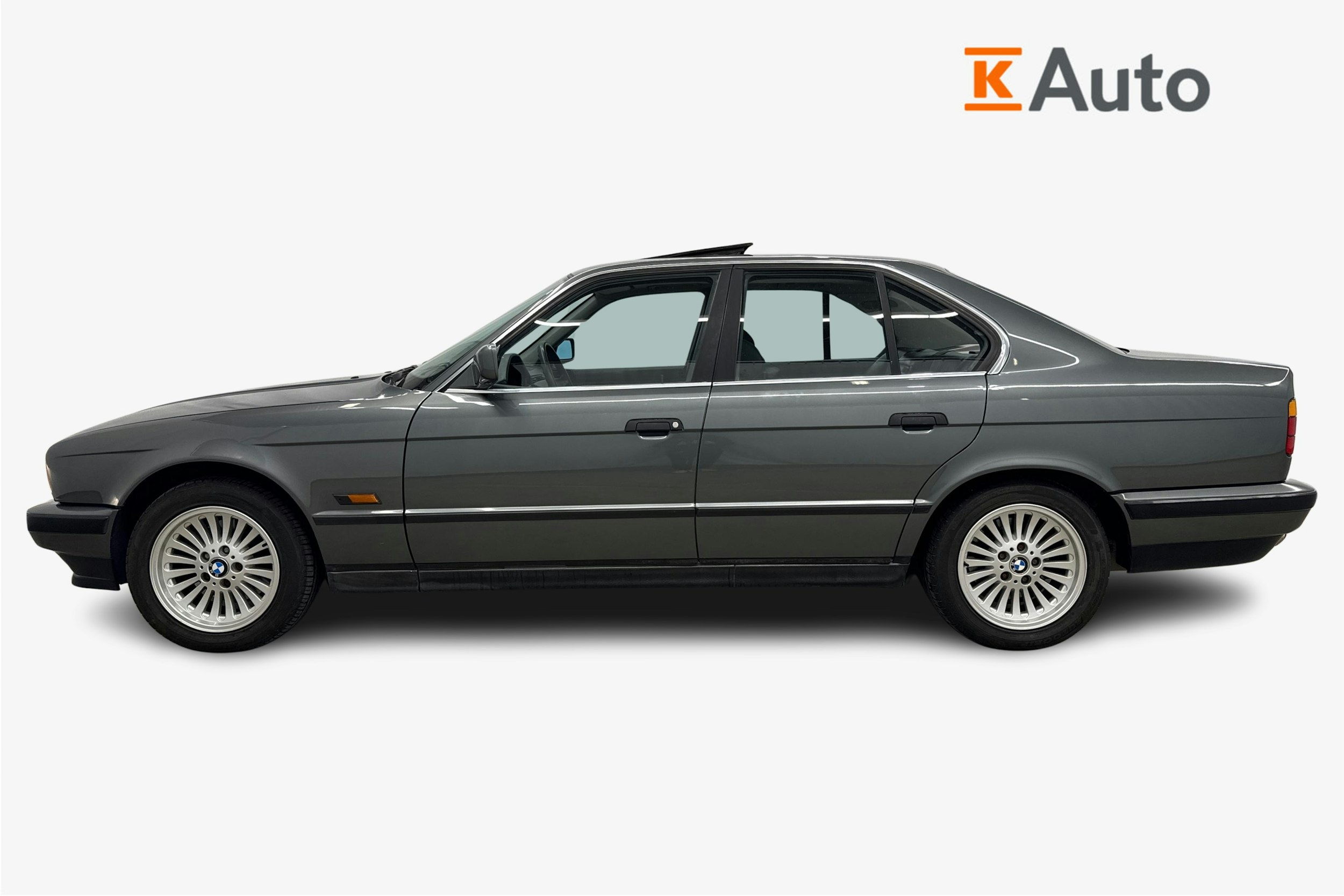 harmaa BMW 520 1988 kuva 6.
