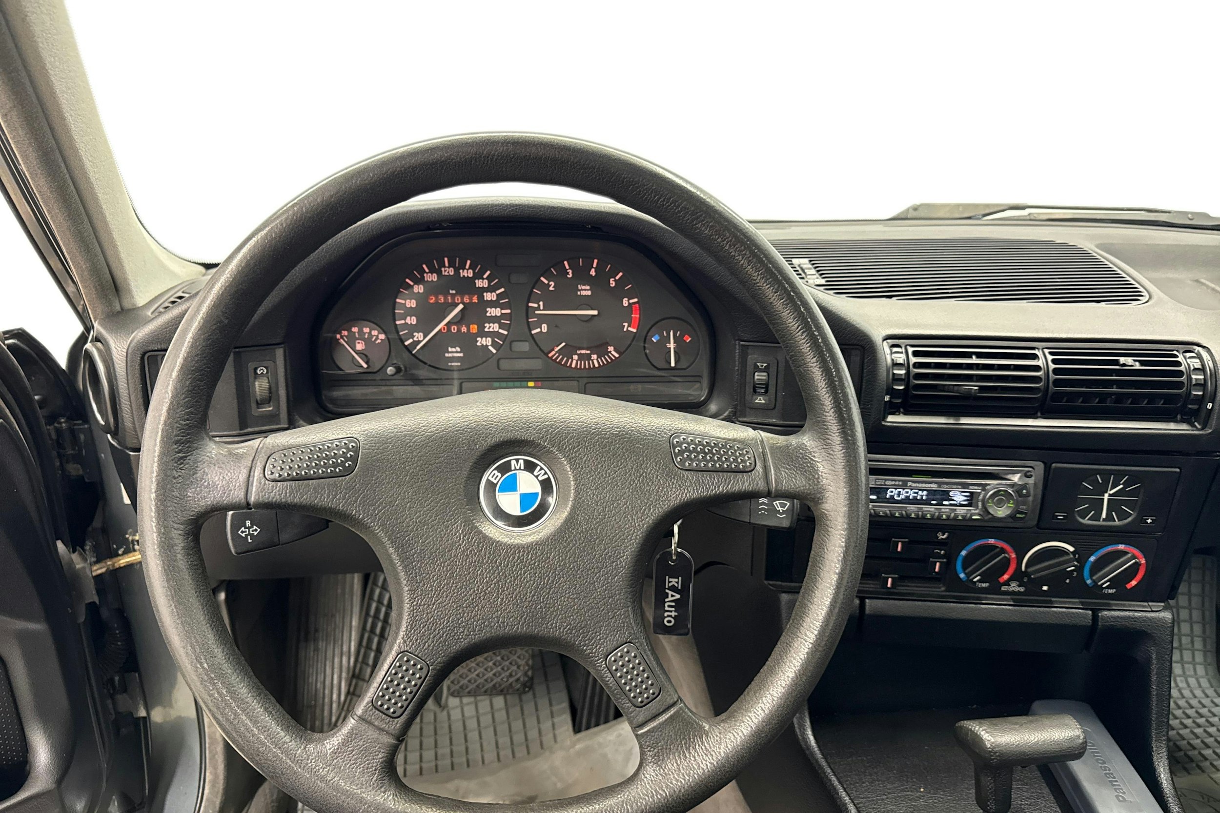 harmaa BMW 520 1988 kuva 11.