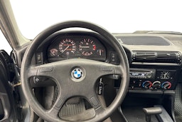 harmaa BMW 520 1988 kuva 11.