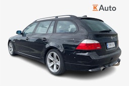 Musta BMW 520 2007 kuva 2.