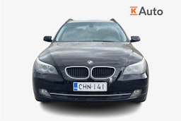 Musta BMW 520 2007 kuva 4.