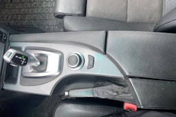 Musta BMW 520 2007 kuva 16.