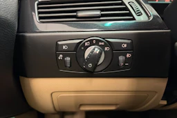 musta BMW 520 2007 kuva 20.