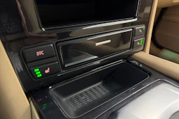 musta BMW 520 2007 kuva 24.