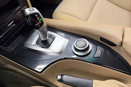 musta BMW 520 2007 kuva 25.