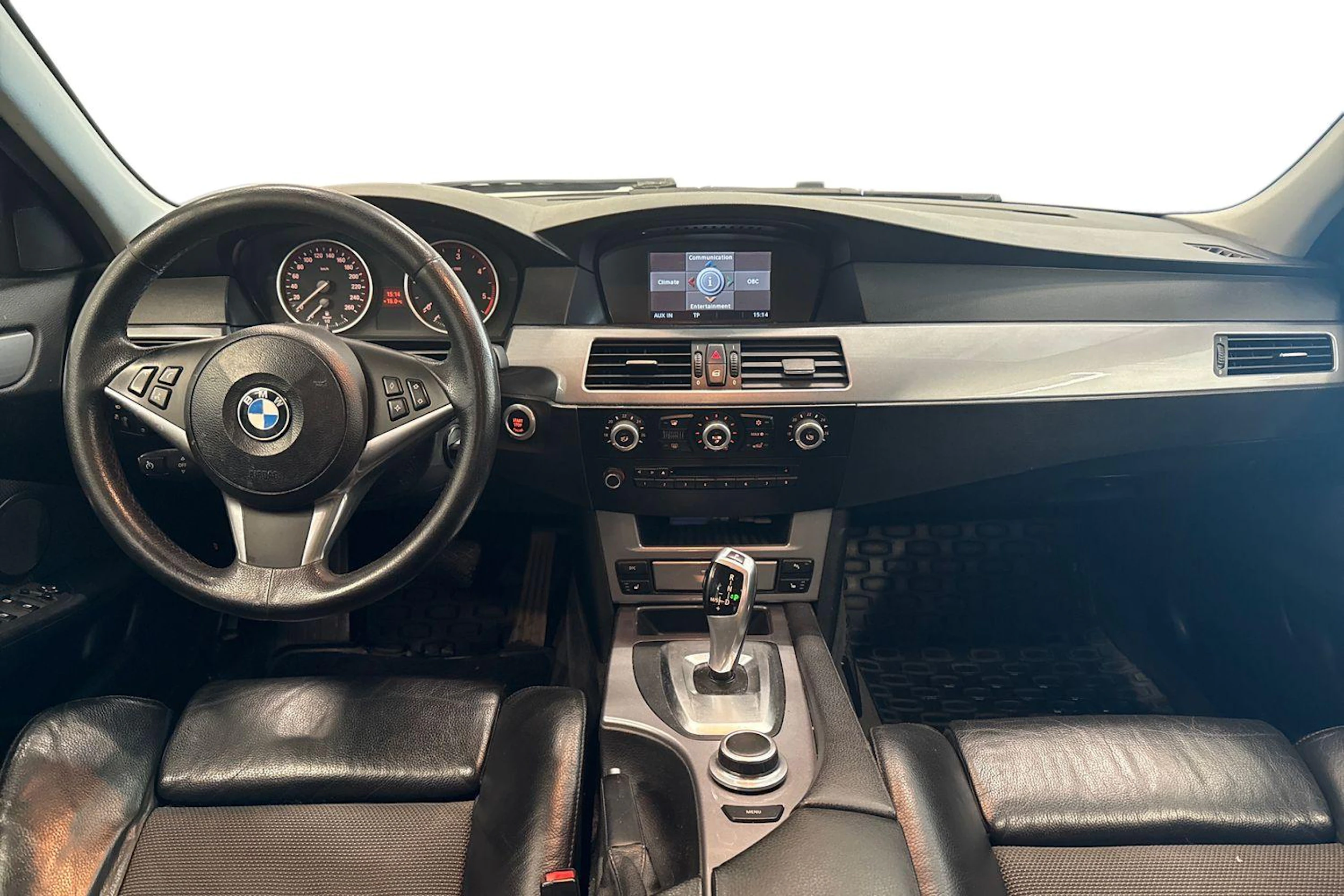 harmaa BMW 520 2008 kuva 9.