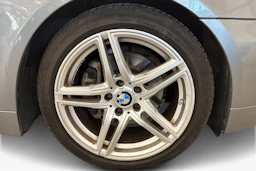 harmaa BMW 520 2008 kuva 12.