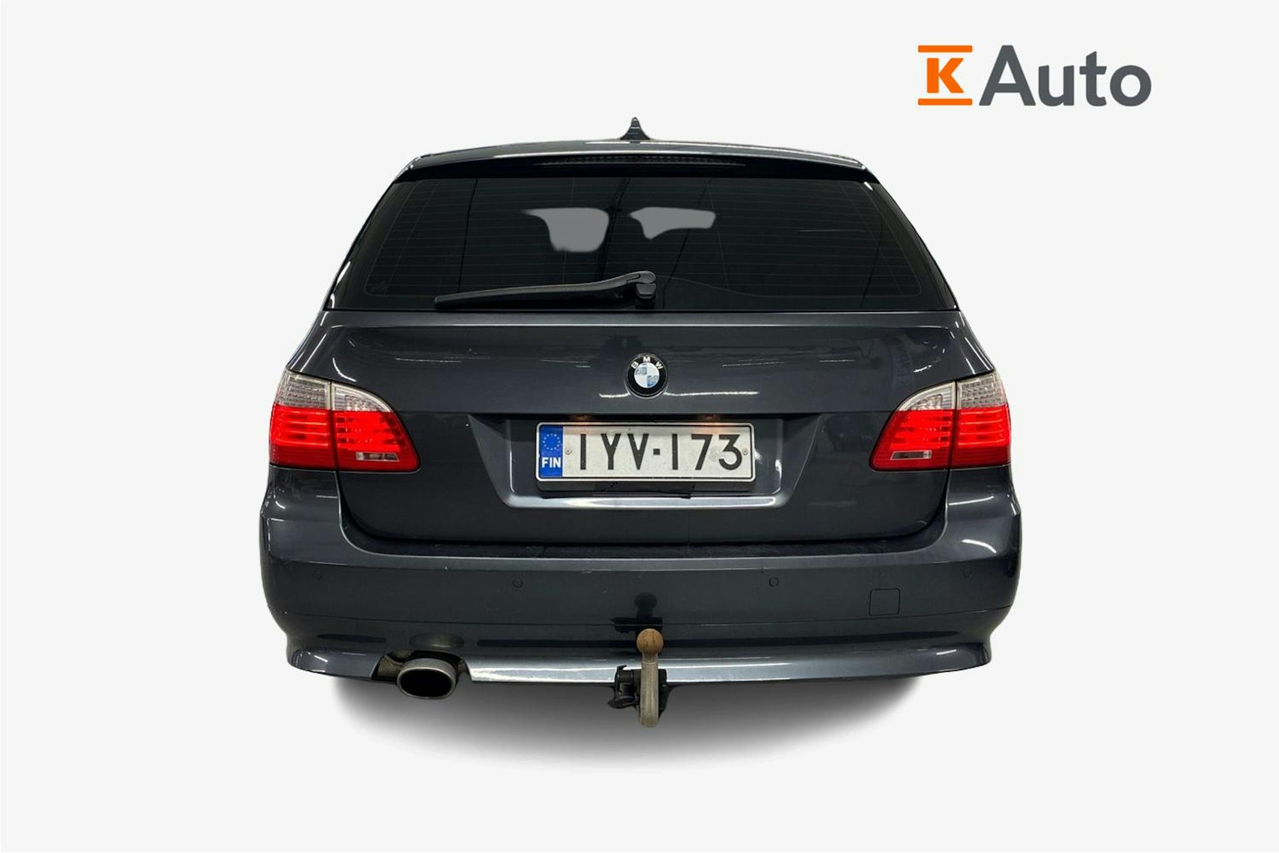 Harmaa BMW 520 2008 kuva 3.