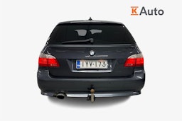 Harmaa BMW 520 2008 kuva 3.