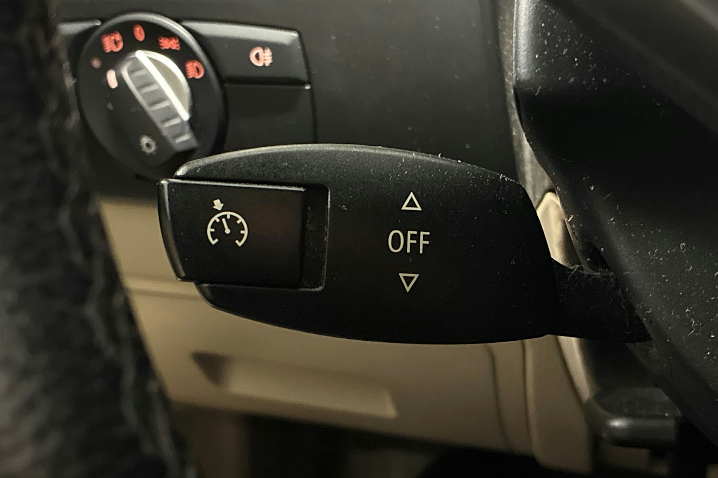 Harmaa BMW 520 2008 kuva 18.