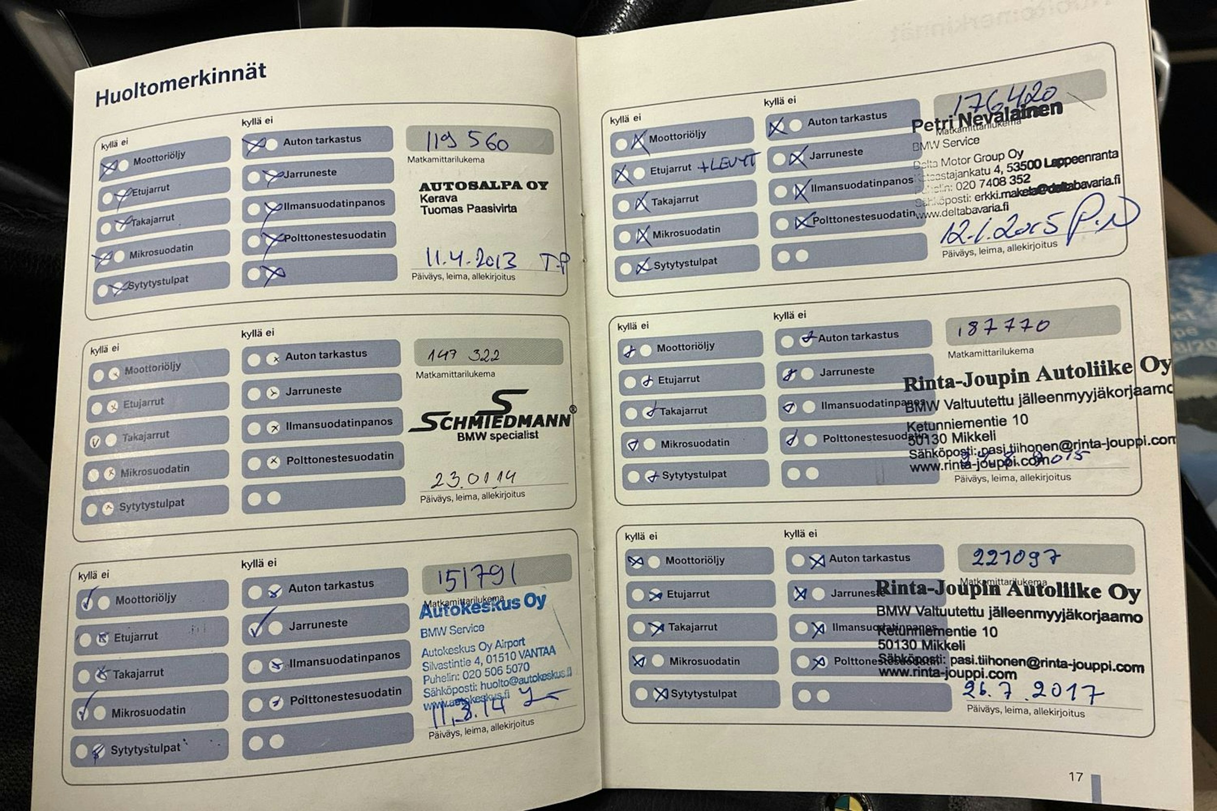 Harmaa BMW 520 2008 kuva 26.