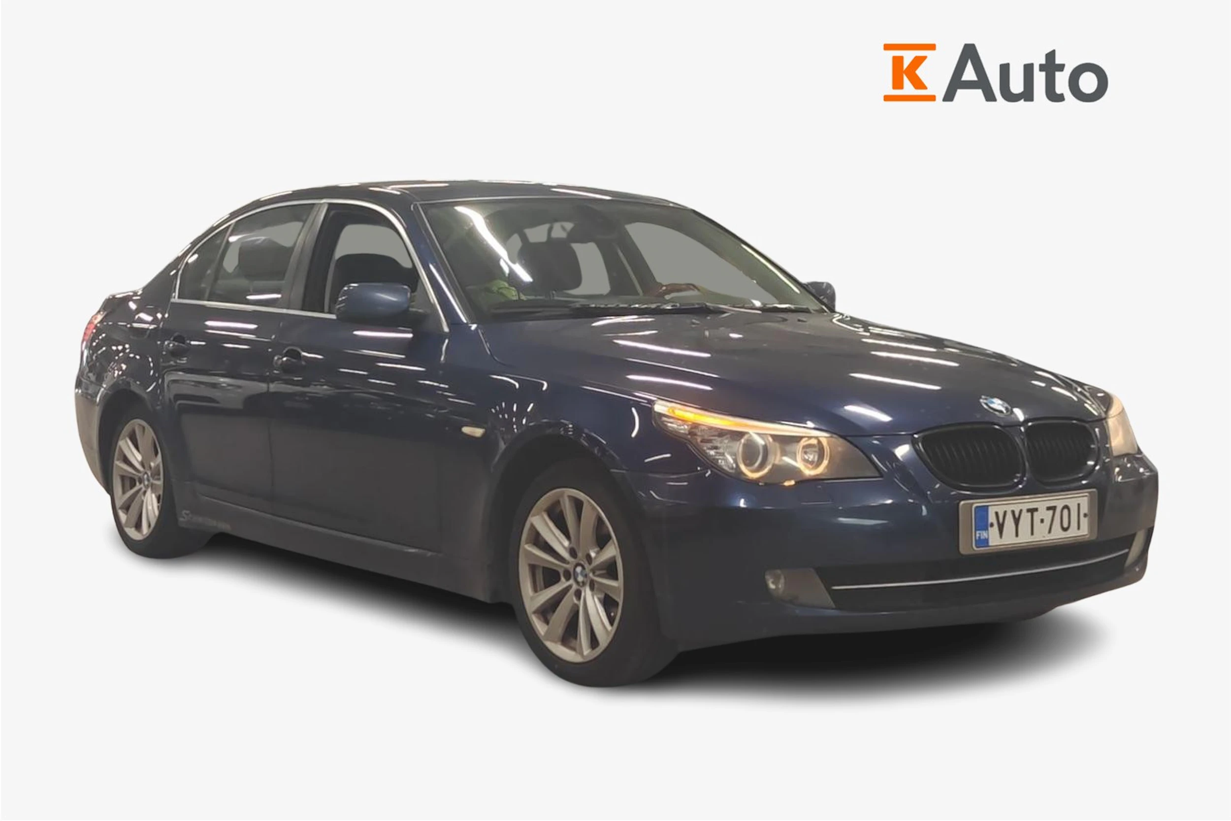 sininen BMW 520 2008 kuva 1.