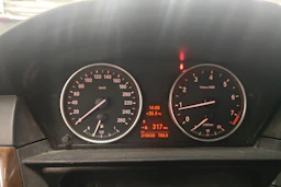 sininen BMW 520 2008 kuva 7.