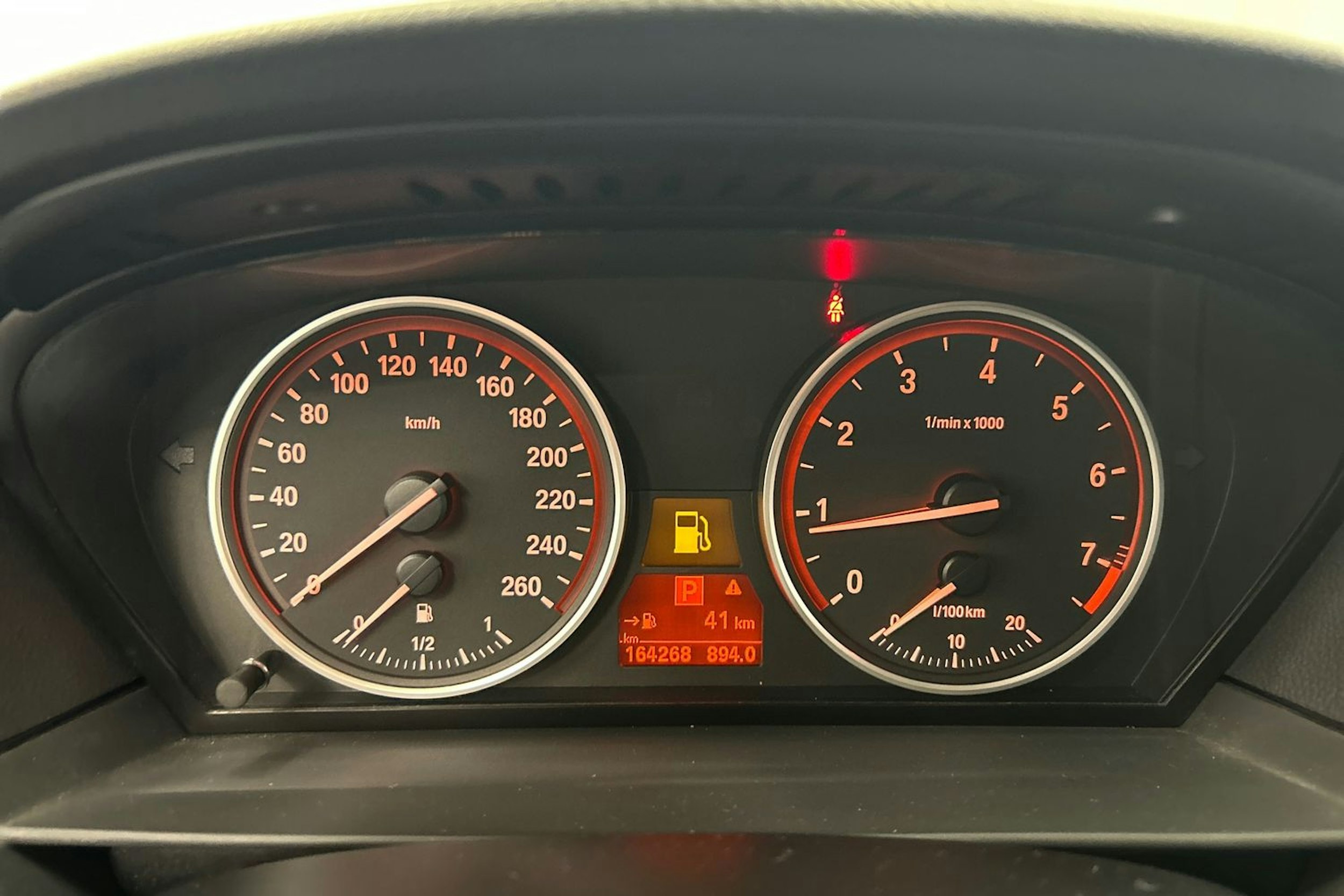 musta BMW 520 2009 kuva 19.