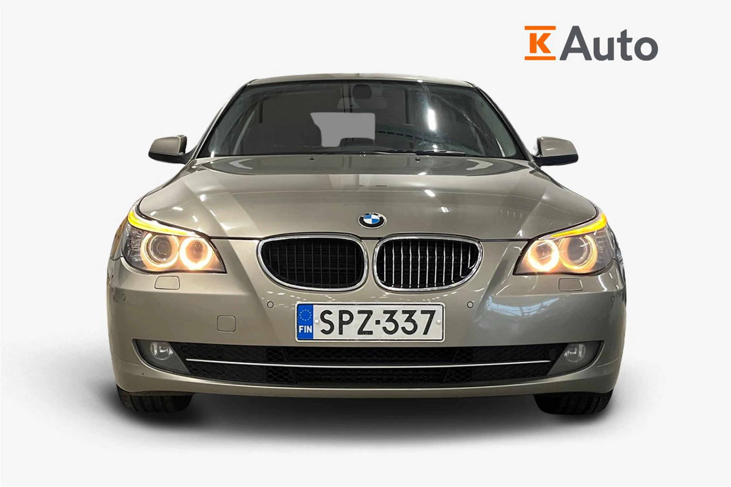 ruskea (beige) BMW 520 2010 kuva 4.