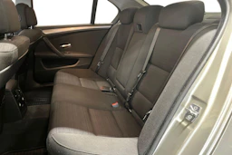 ruskea (beige) BMW 520 2010 kuva 8.