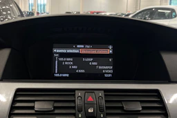ruskea (beige) BMW 520 2010 kuva 17.