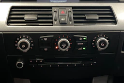 ruskea (beige) BMW 520 2010 kuva 19.