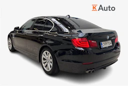Musta BMW 520 2011 kuva 2.