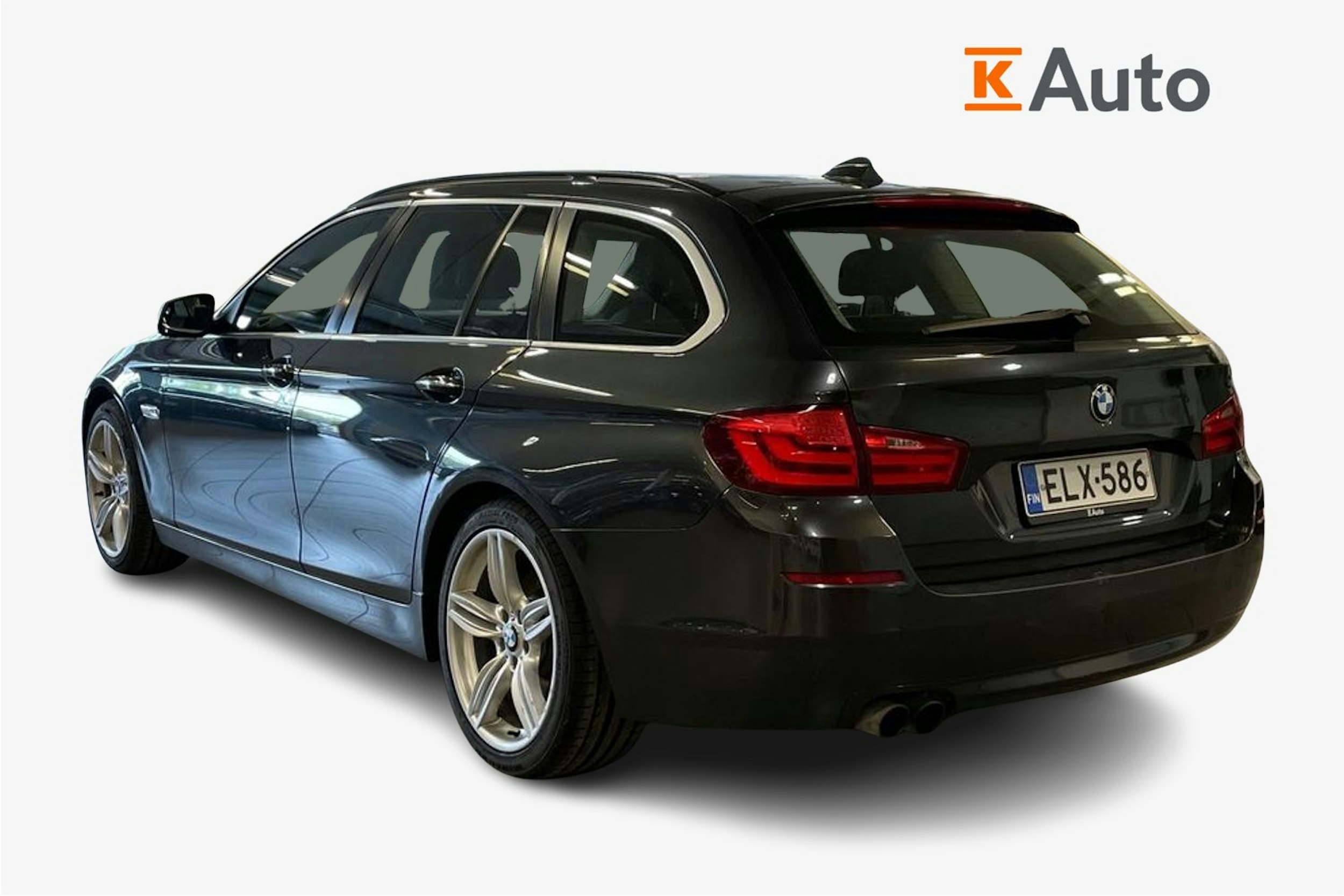 Harmaa BMW 520 2011 kuva 2.