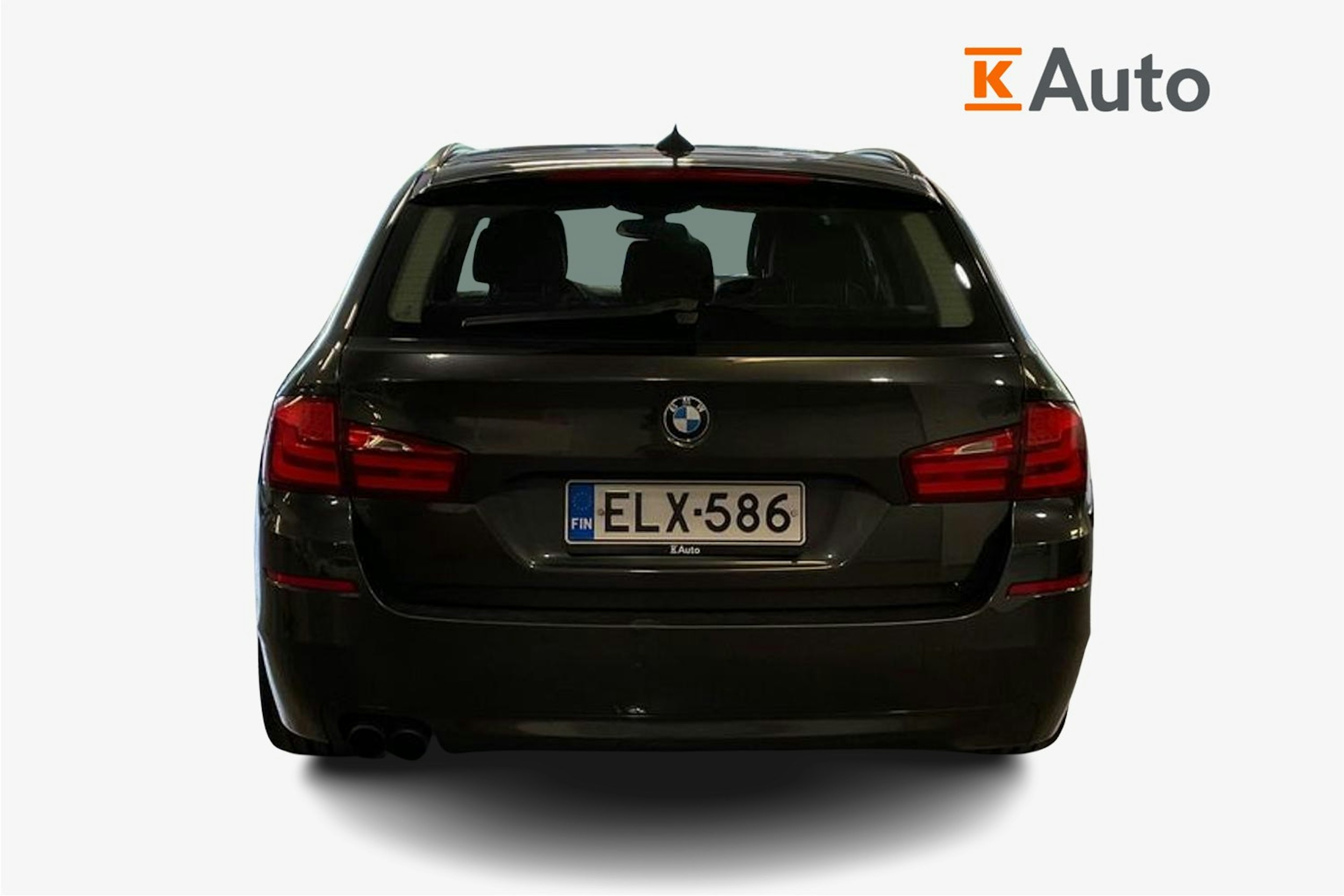 Harmaa BMW 520 2011 kuva 3.