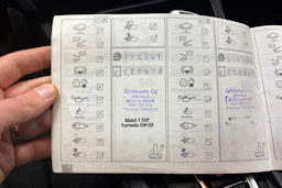 Sininen BMW 520 2011 kuva 16.